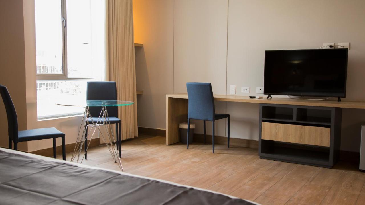 Hotel Plaza Del Lili Кали Екстериор снимка