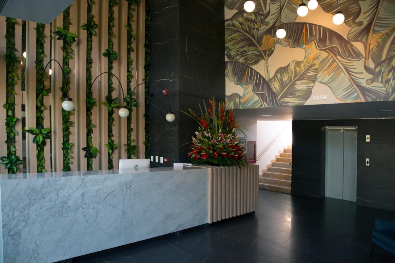 Hotel Plaza Del Lili Кали Екстериор снимка