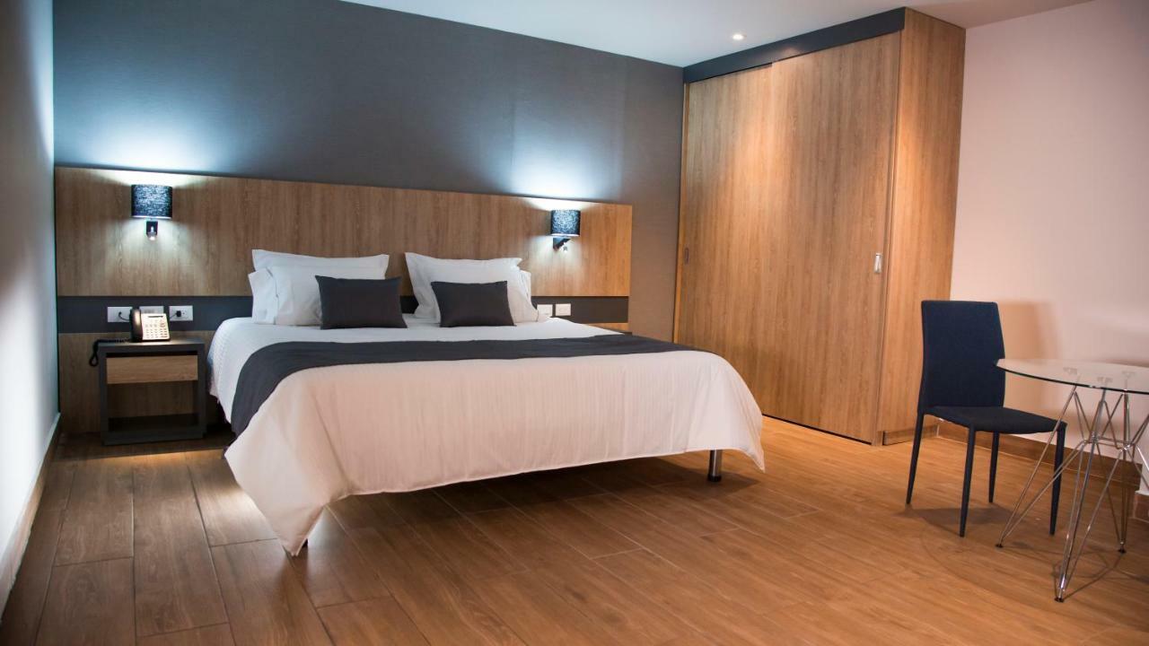 Hotel Plaza Del Lili Кали Екстериор снимка