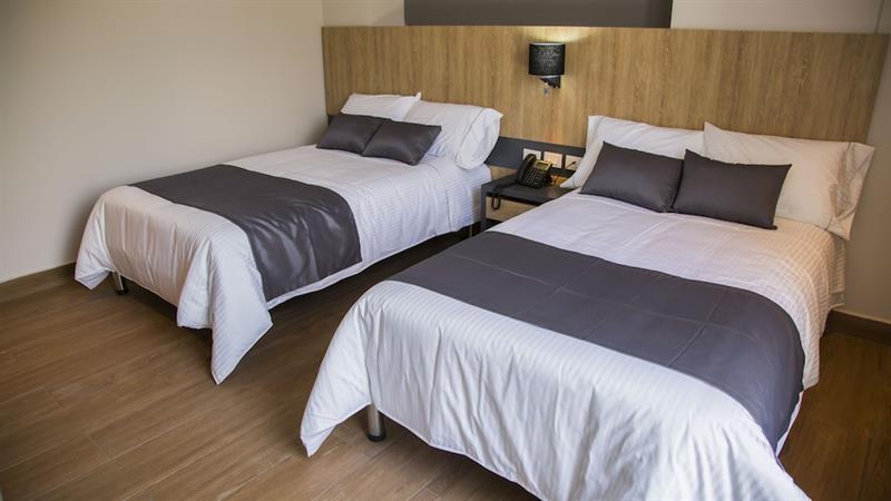Hotel Plaza Del Lili Кали Екстериор снимка